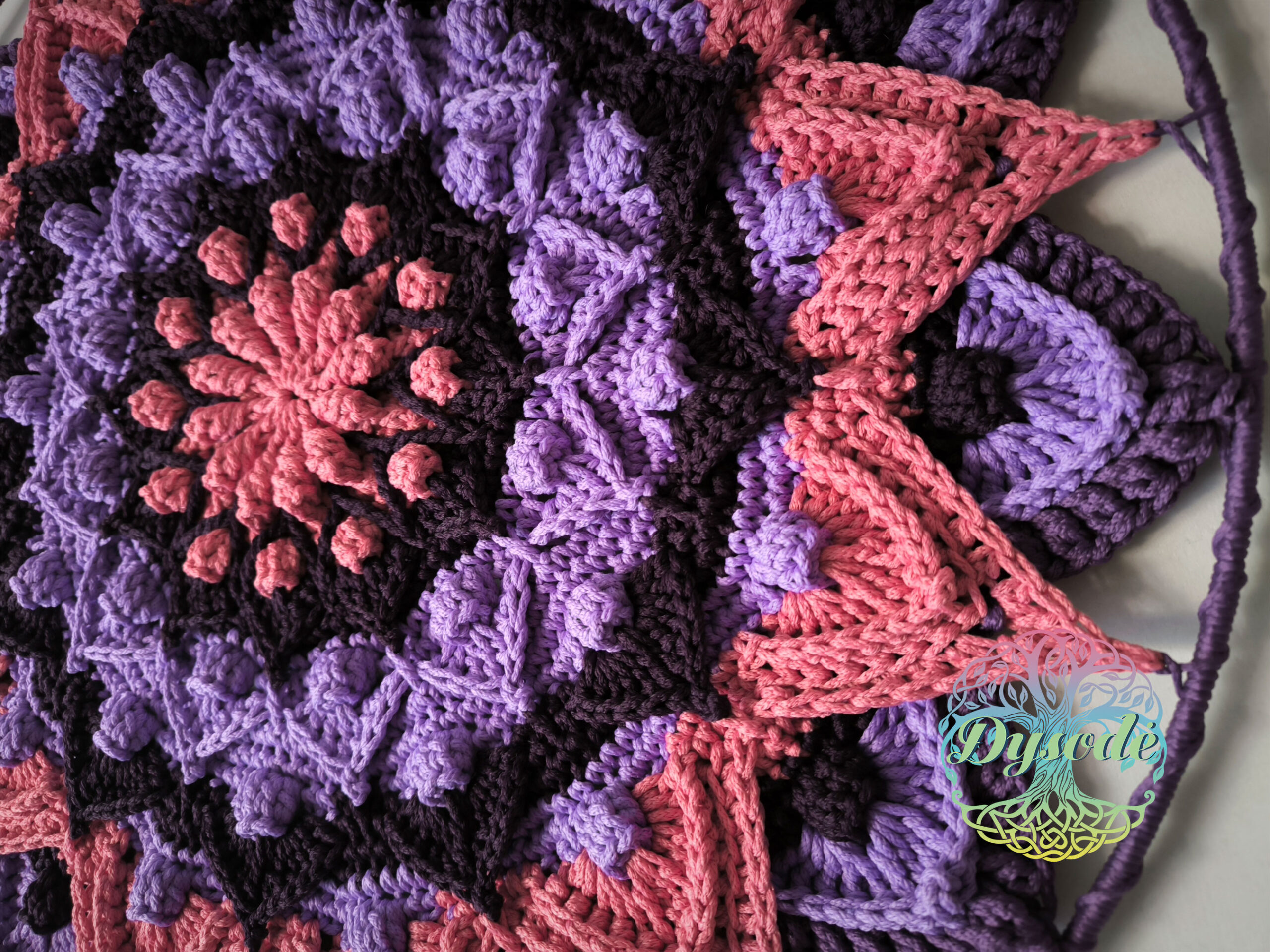 Mand lot violetine rozine5 Mand lot violetine rozine5