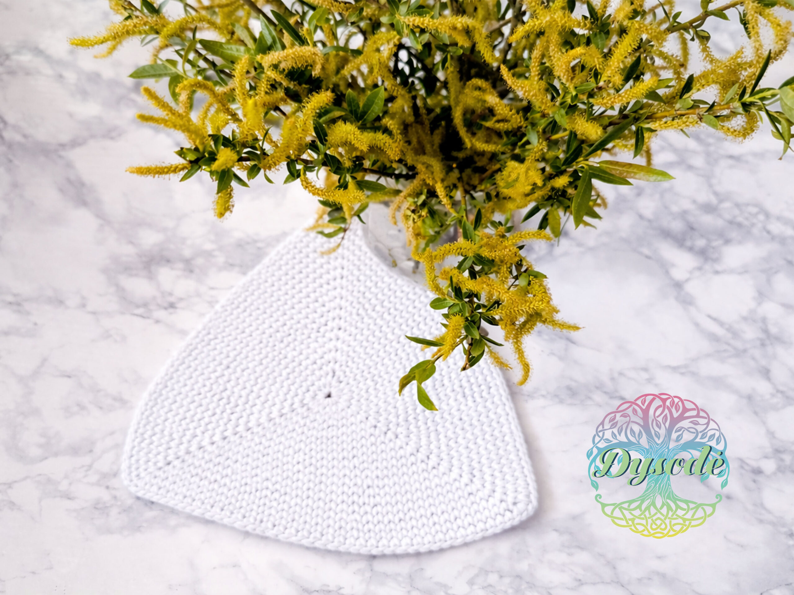 baltos sp padekliukai trikampis7