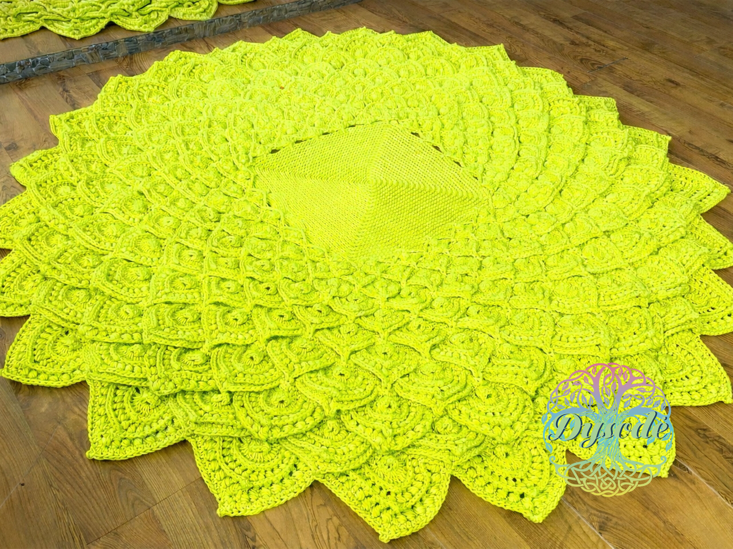 neonines geltonos sp lotosas tusc kv vid5 neonines geltonos sp lotosas tusc kv vid5